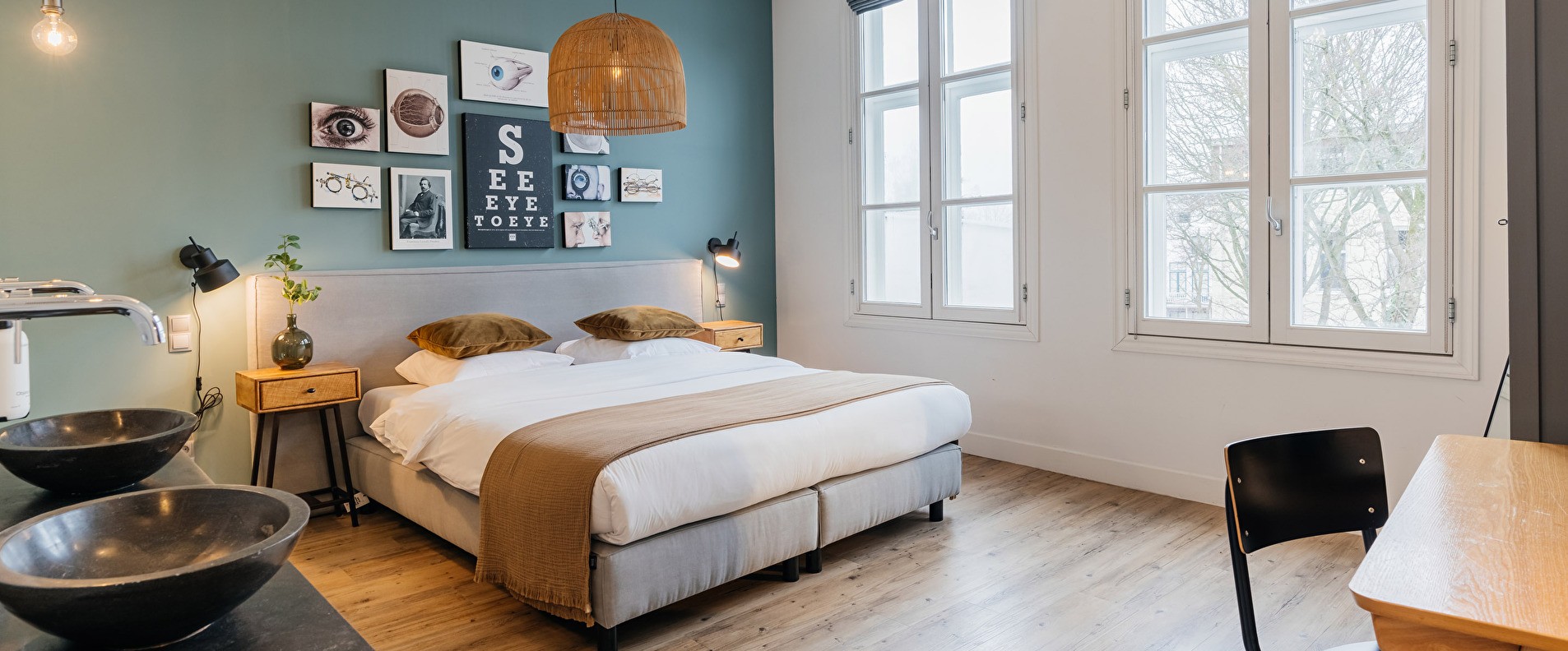 SUPERIOR ROOM
