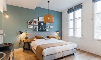 SUPERIOR ROOM